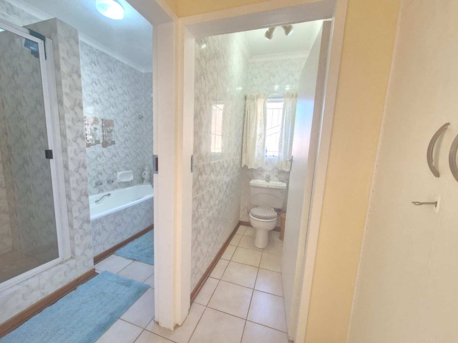 4 Bedroom Property for Sale in Hillsboro Free State